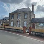 Le Logis De Laura Hébergement de vacances